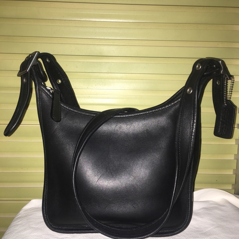 Coach Black Leather Crossbody Shoulder Bag 9950